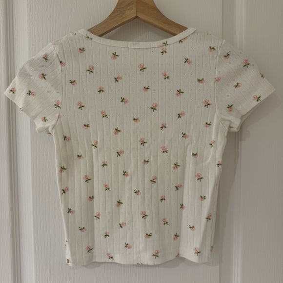 Brandy Melville Floral Top and Shorts Set - Picture 3 of 6